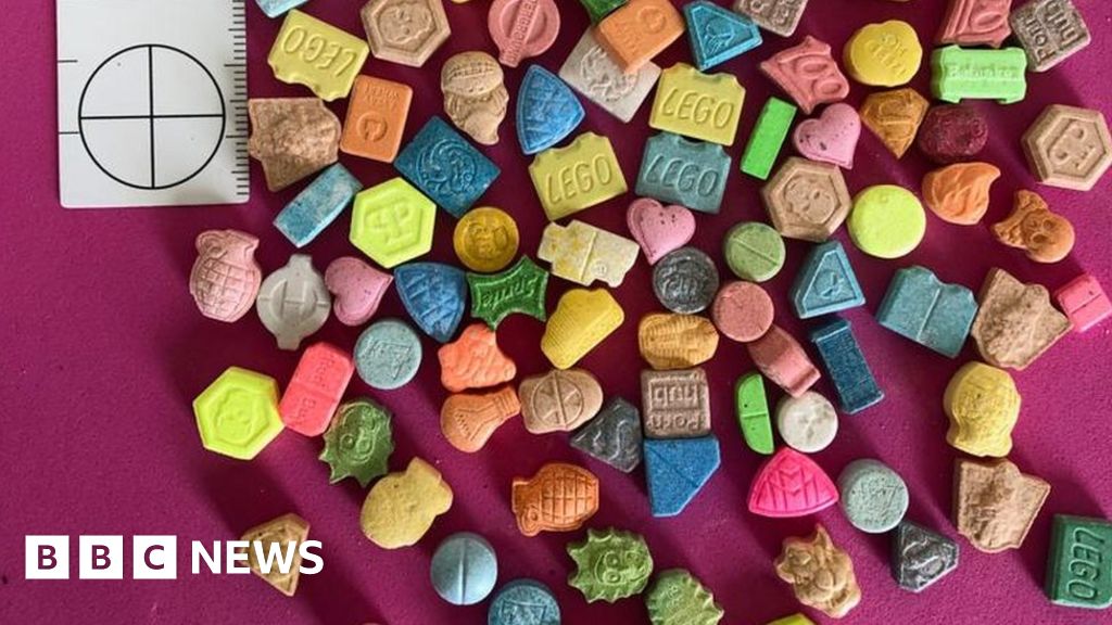 Ecstasy 'too child-friendly' as rise to record levels - BBC News