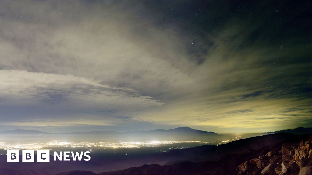Light pollution 'affects 80 of global population' BBC News