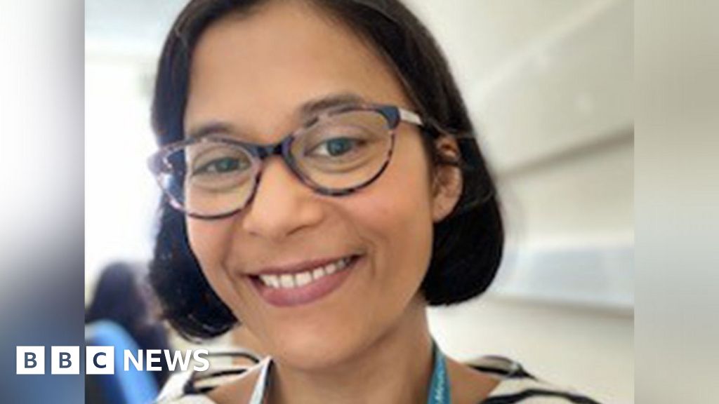 Period products for NHS staff 'a basic necessity'