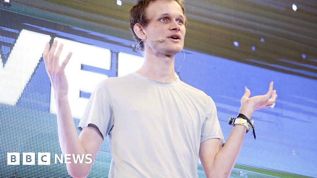 Ethereum Merge: A cryptocurrency 'going green' - BBC News