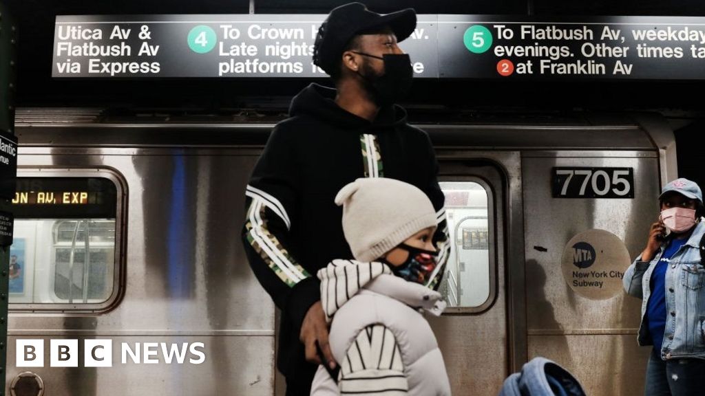 New York state ends 28-month mask mandate on public transport