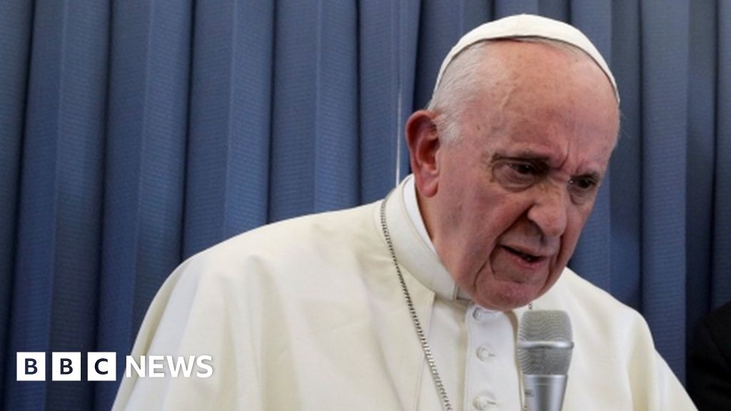 Pope keeps silent on abuse claim letter at end of Irish visit