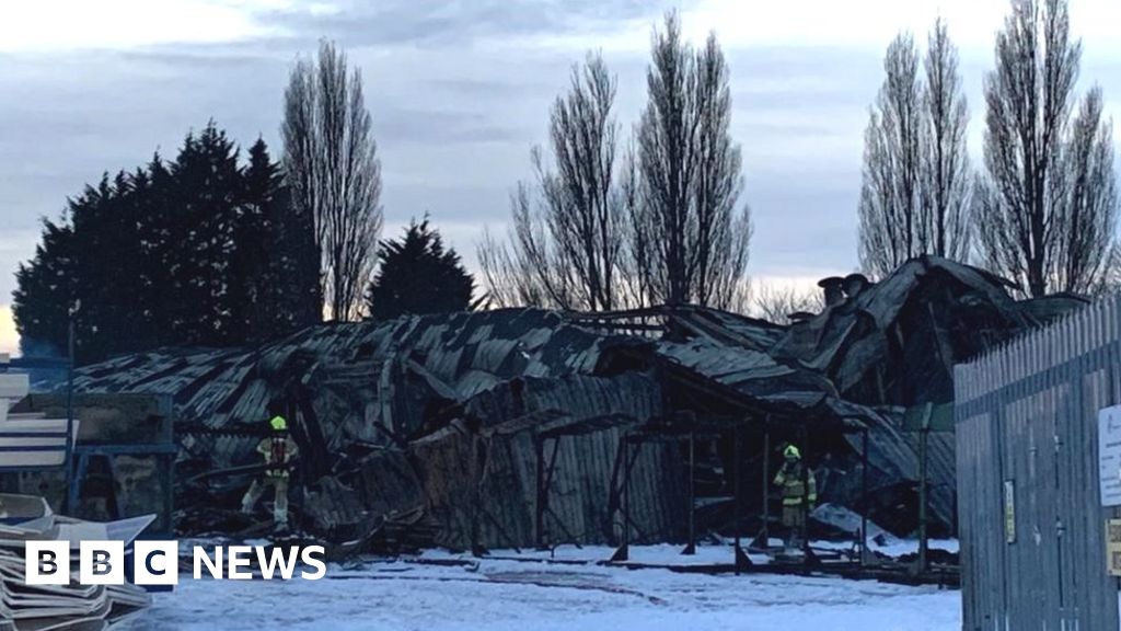 Bridgewood plastic factory fire Staff praise local community