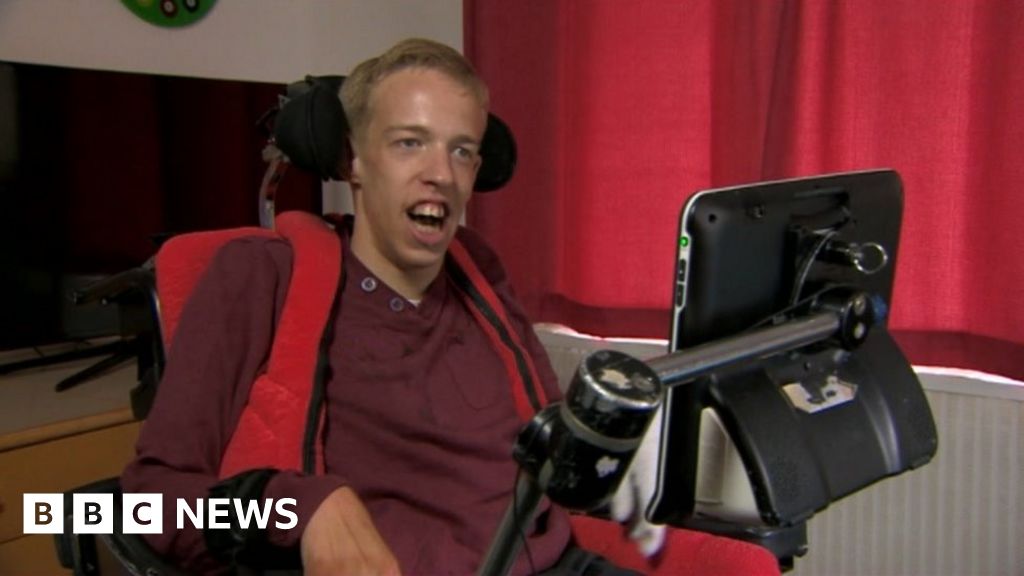 Orchestra for disabled musicians helps showcase talent BBC News
