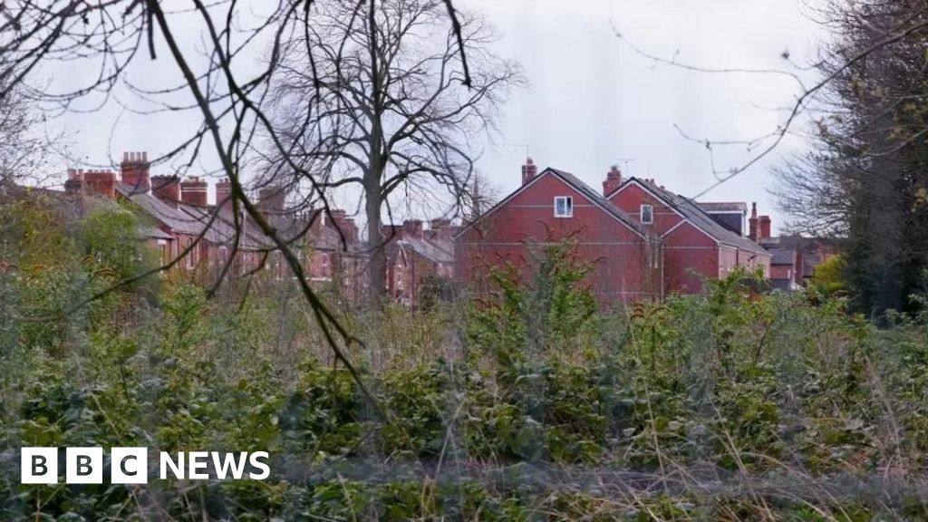 Greenfields No confidence call over Shrewsbury park land sale BBC News