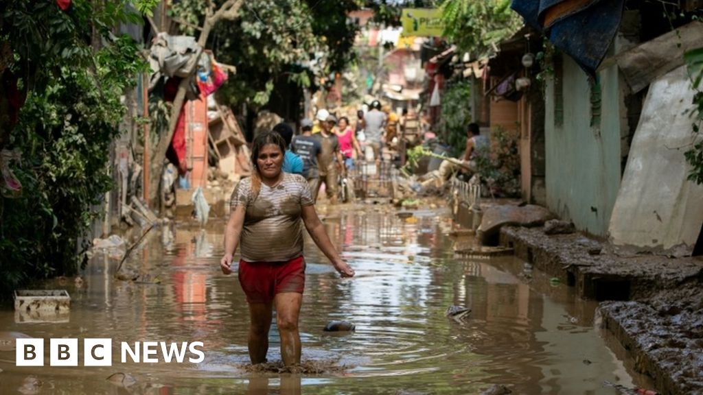 typhoon-vamco-dozens-dead-as-philippines-hit-by-powerful-storm