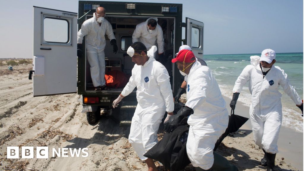 Migrant Crisis Libya Searches For More Bodies Bbc News 