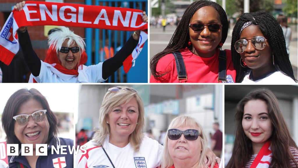 Фанаты женщины. Женские фанаты Вэнсдея. England female Fans.