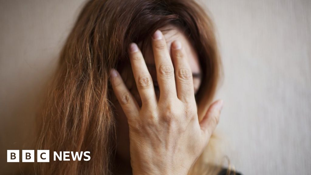 Coronavirus: The parents in lockdown with violent children