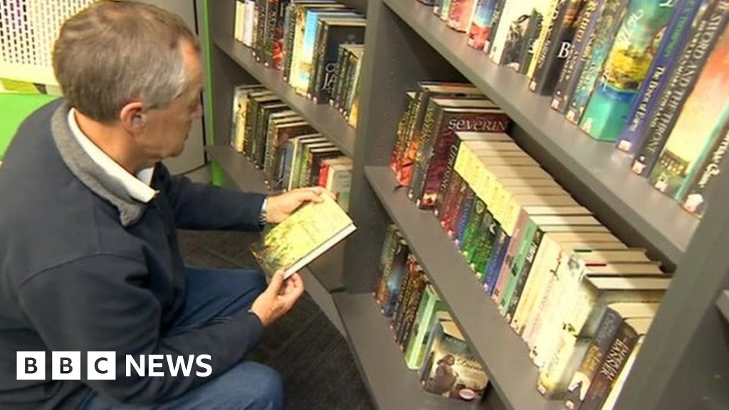New £1m library opens in Stafford BBC News