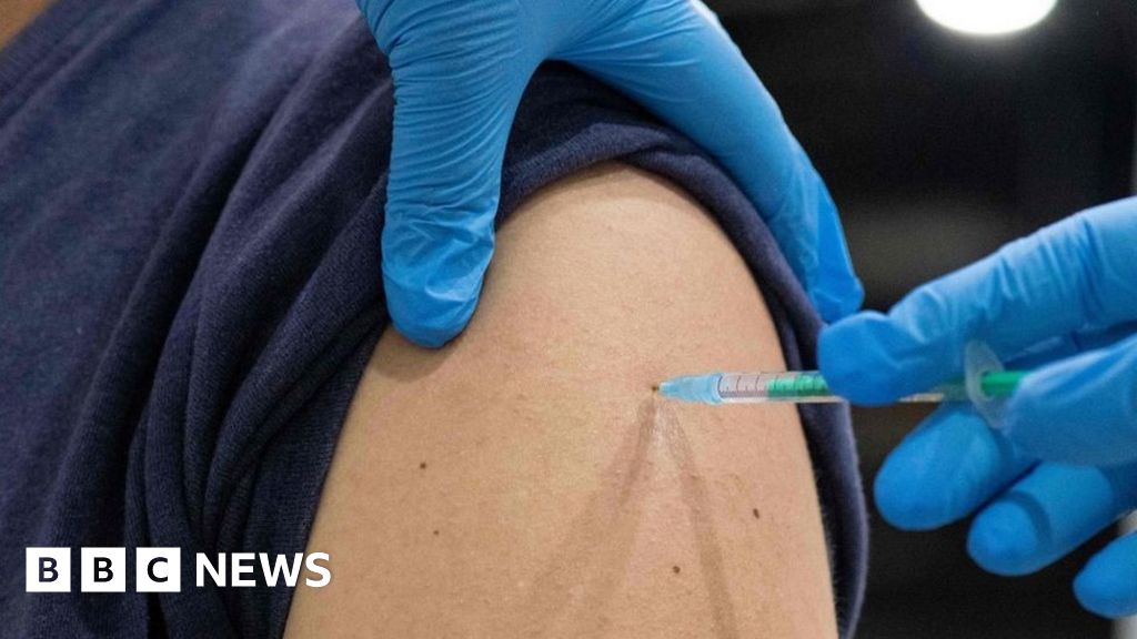 Covid: Germany fears thousands got saline, not vaccine from nurse