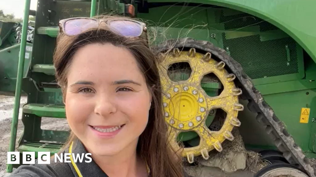 Wet weather hitting critical harvest time, say farmers