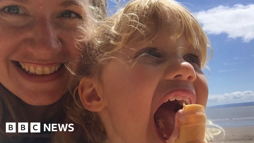  I Was Made Redundant When I Was On Maternity Leave BBC News