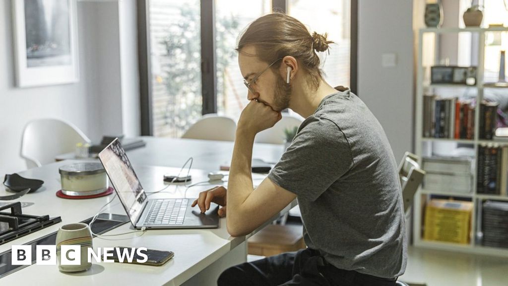 Staff to gain day one right to request flexible working