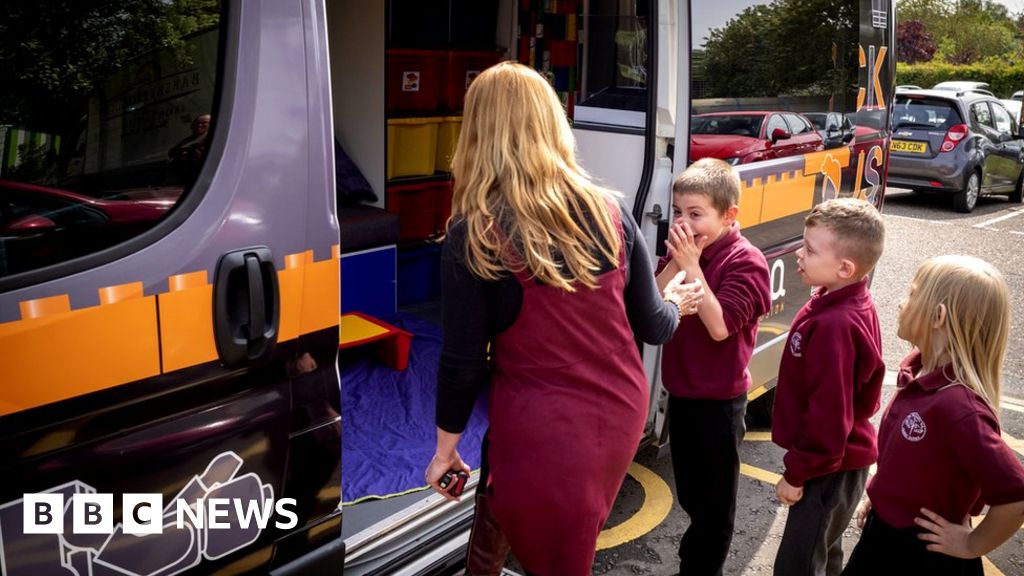 Communicating brick-by-brick - the power of Lego therapy