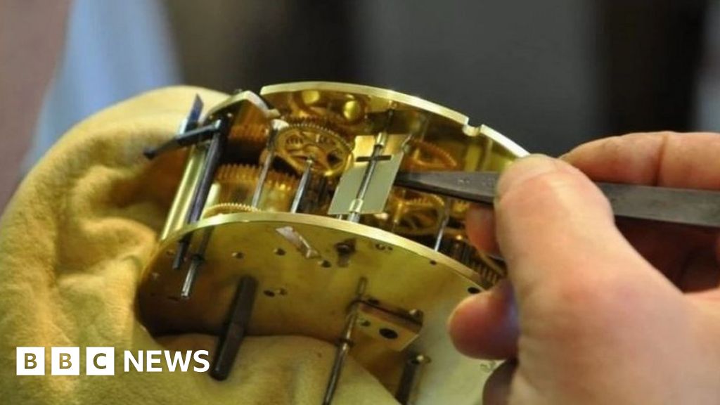 Antique clock repairs at risk due to expert shortage