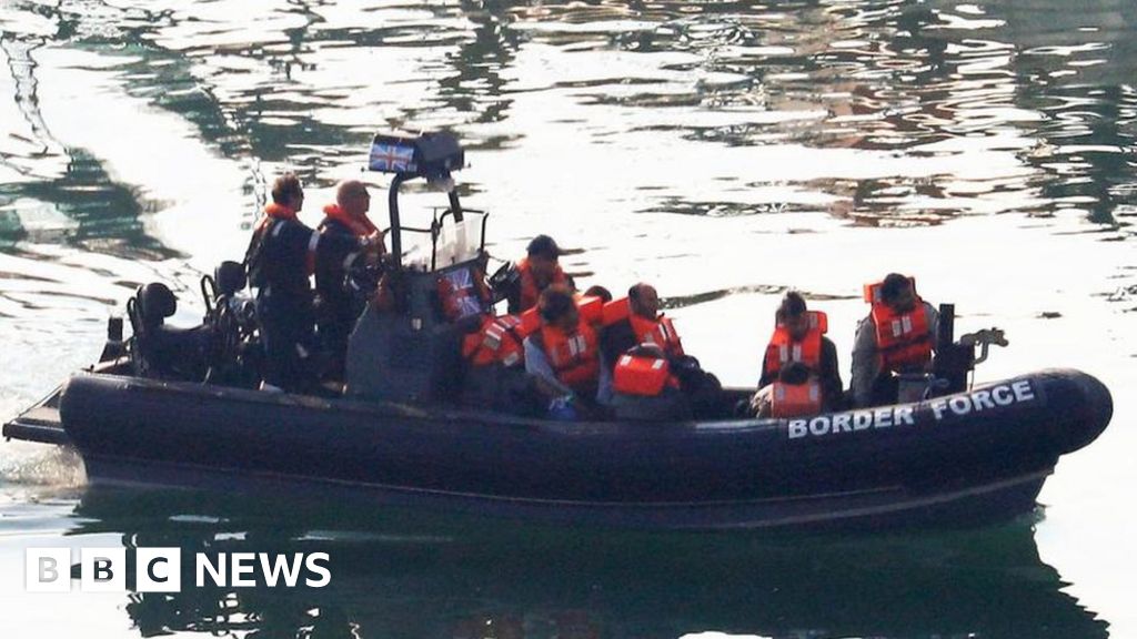Urgent Update Uk Border Officials Use Ai To Identify Child Asylum Seekers - nov42ap