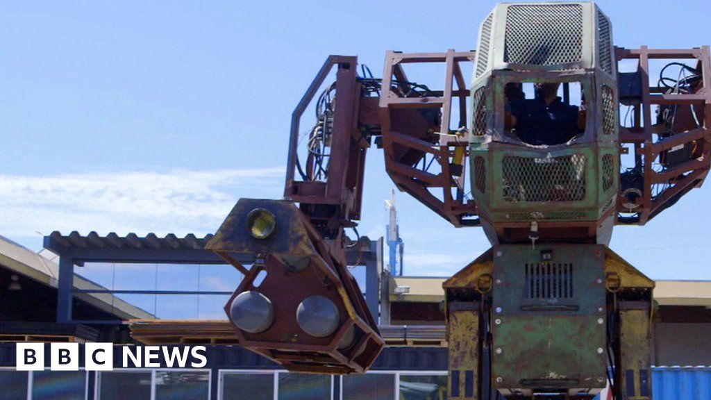 Meet the giant robot equipped with a paintball cannon - BBC News