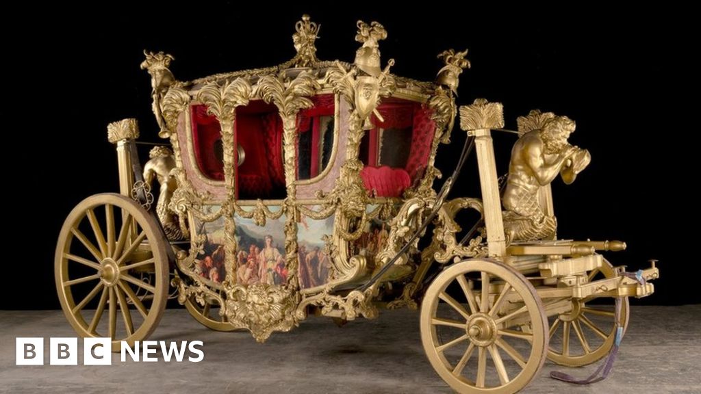 The Crown: Sets, costumes and props to be sold in London