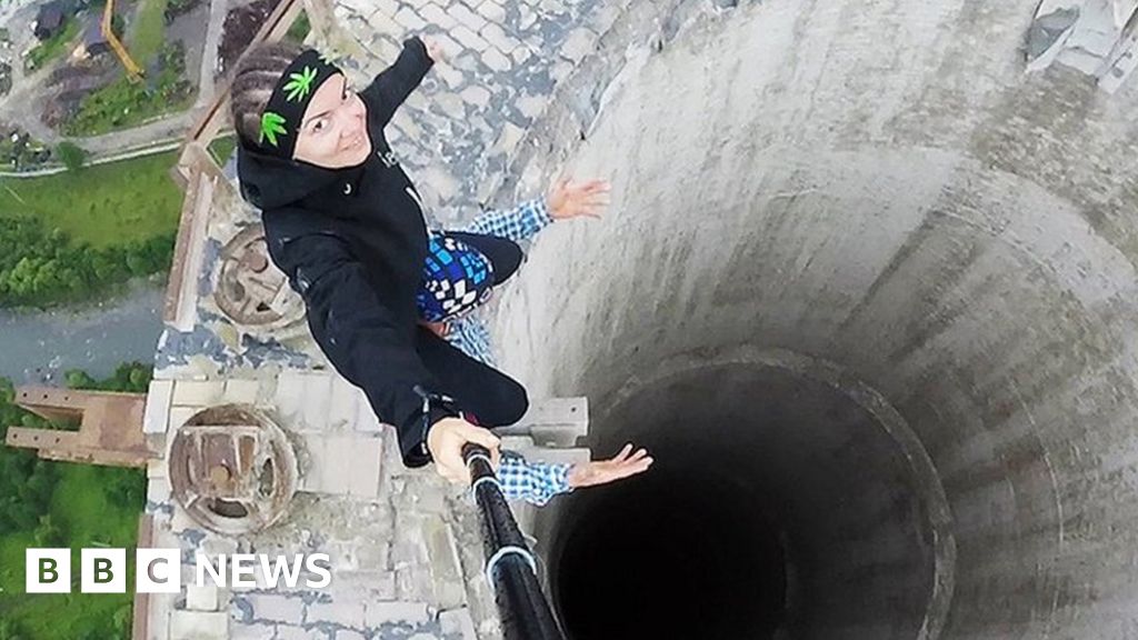 Selfie Deaths 259 People Reported Dead Seeking The Perfect Picture Bbc News
