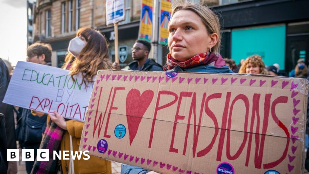 Scottish university staff strike in pensions dispute