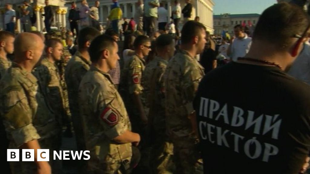 Right Sector Militia: Symptom Of Ukraine's Unfinished Revolution - BBC News