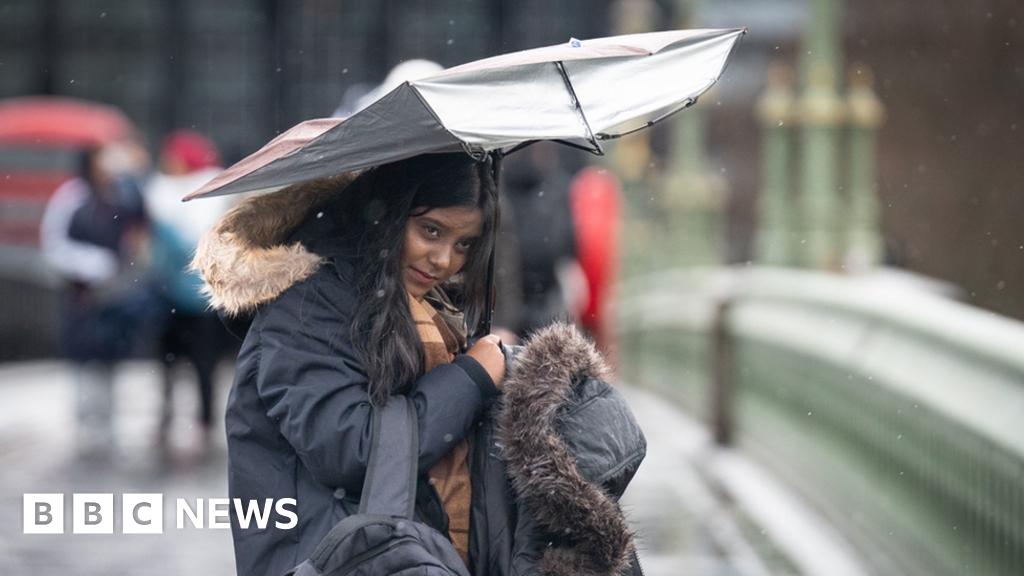 UK weather: Heavy rain to fall amid flood warnings in England