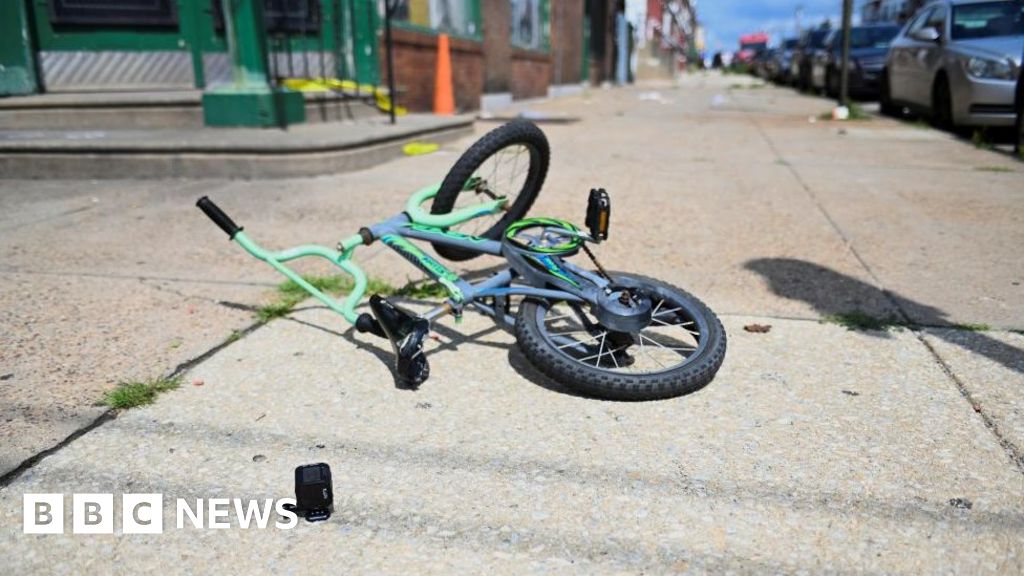 Philadelphia shooting: Teenager died trying to save friend, mother says