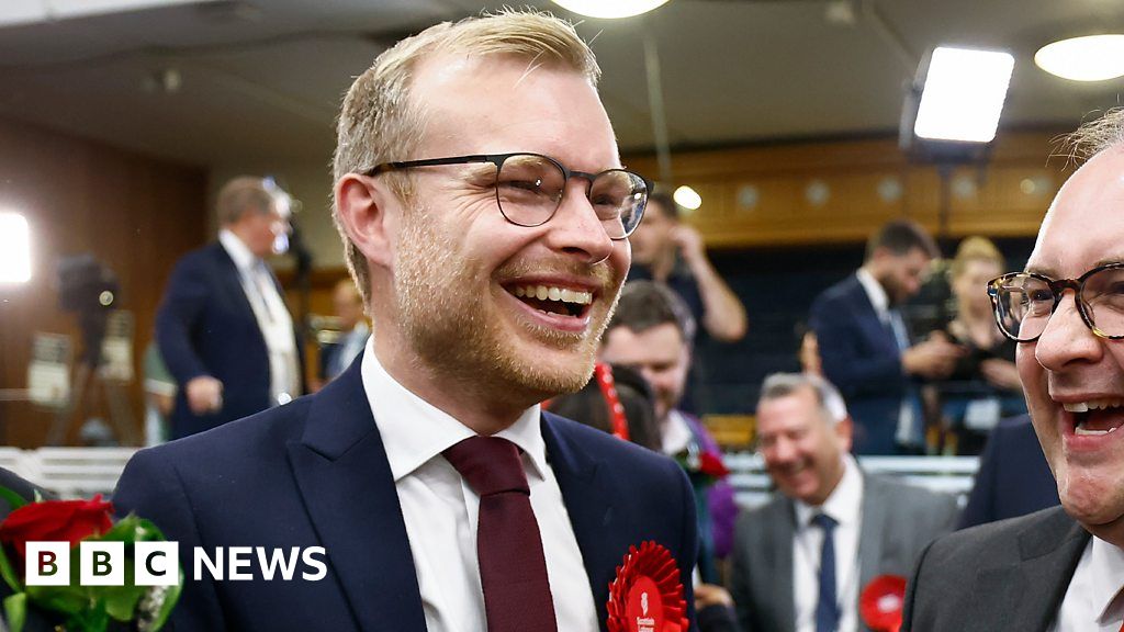 Labour's Scottish by-election win explained in 120 seconds