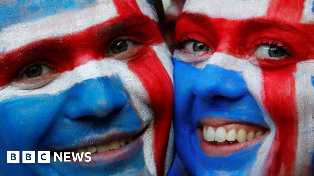 Iceland Fans Celebrate Euro 2016 Win Against England Bbc News 1832