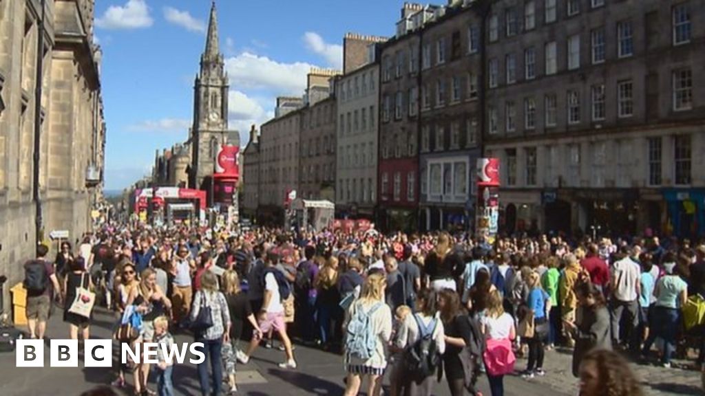 The Business Of Edinburgh's Festivals - BBC News