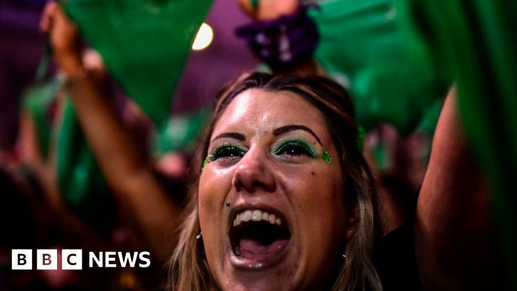 Argentina abortion: President Alberto Fernández proposes legalisation