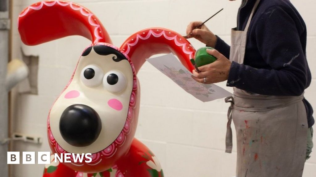 Wallace and Gromit sculptures to be unleashed on Bristol at The Mall