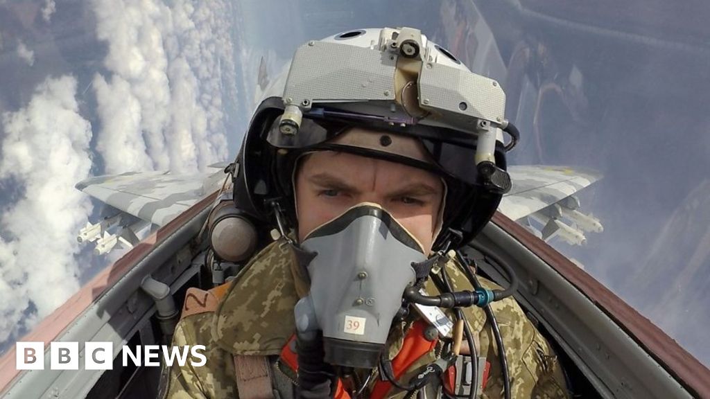 Wojna na Ukrainie: Myśliwiec i dwóch innych pilotów ginie w katastrofie lotniczej