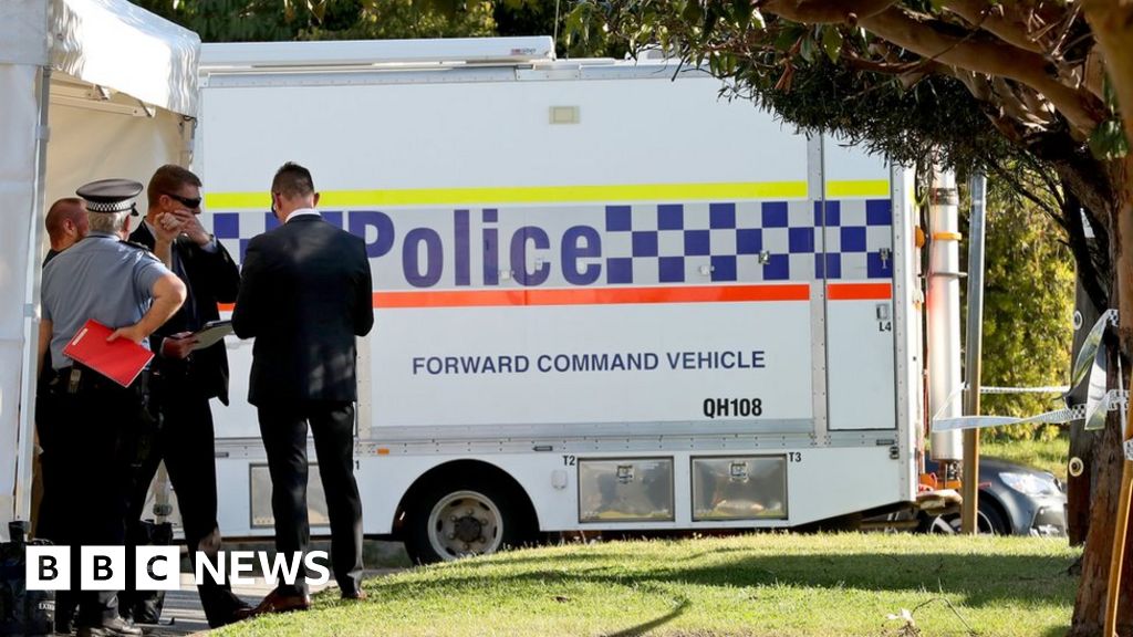 australian-police-find-up-to-five-bodies-in-a-house-in-perth