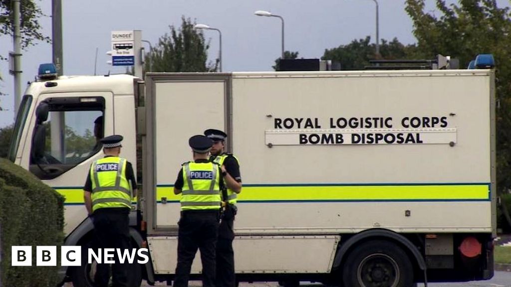 Bomb disposal team called out after 'hand grenade' found in Edinburgh