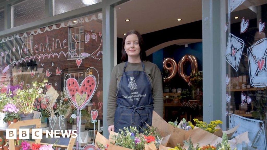 Lichfield florist celebrates its 90th anniversary BBC News