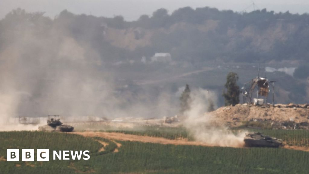 Израелските сили навлязоха по дълбоко в северната част на Ивицата Газа