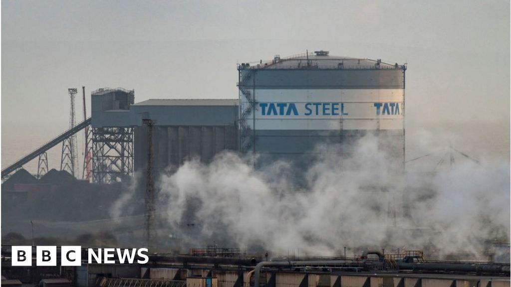 Tata Steel: Port Talbot steelworks gets £500m by UK government - BBC News