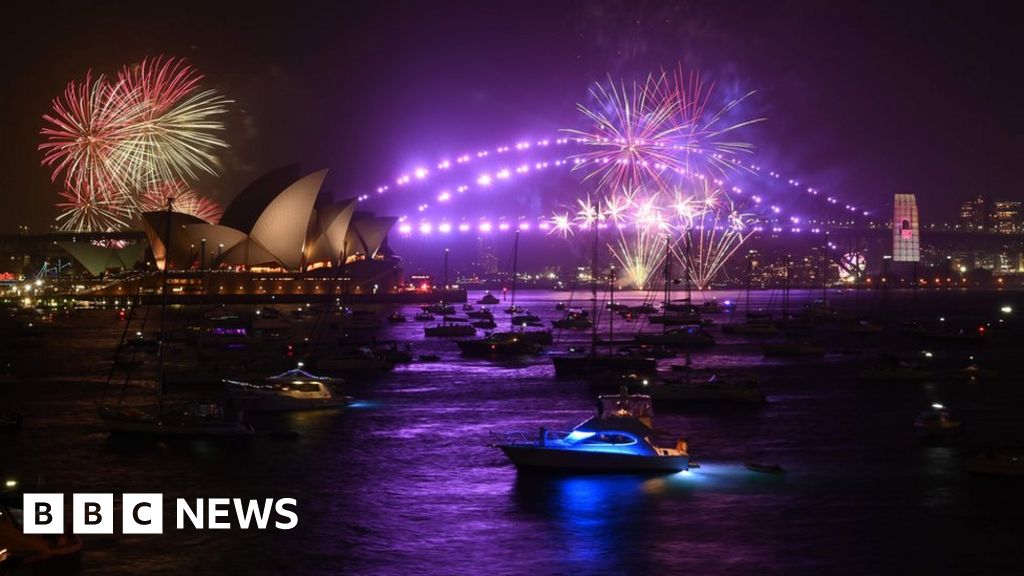 Sydney mayor defends New Year's fireworks despite protests