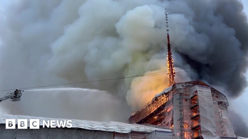 Moment spire collapses at Copenhagen stock exchange