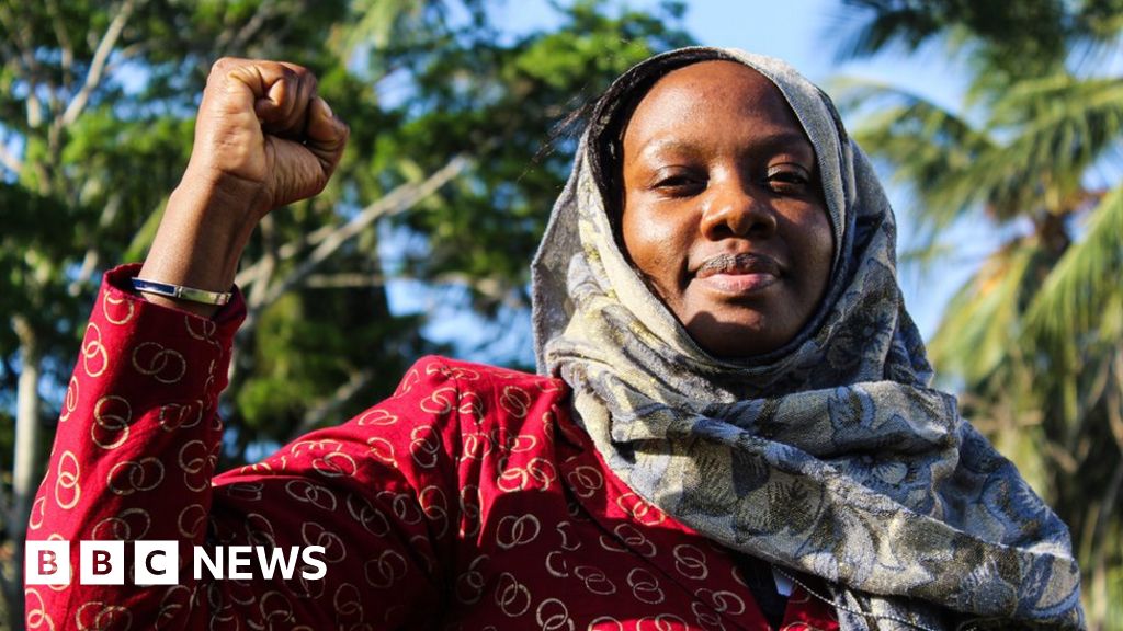 Phyllis Omido: The woman who won $12m fighting lead battery poisoners - BBC