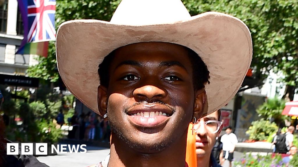 lil nas x gay or not