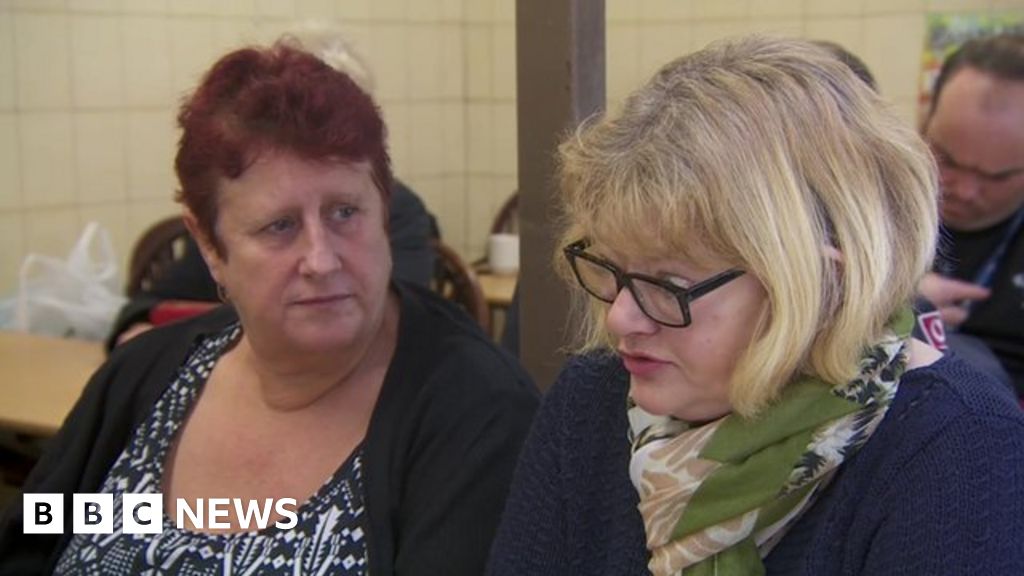 Oldham byelection Final day of campaigning BBC News