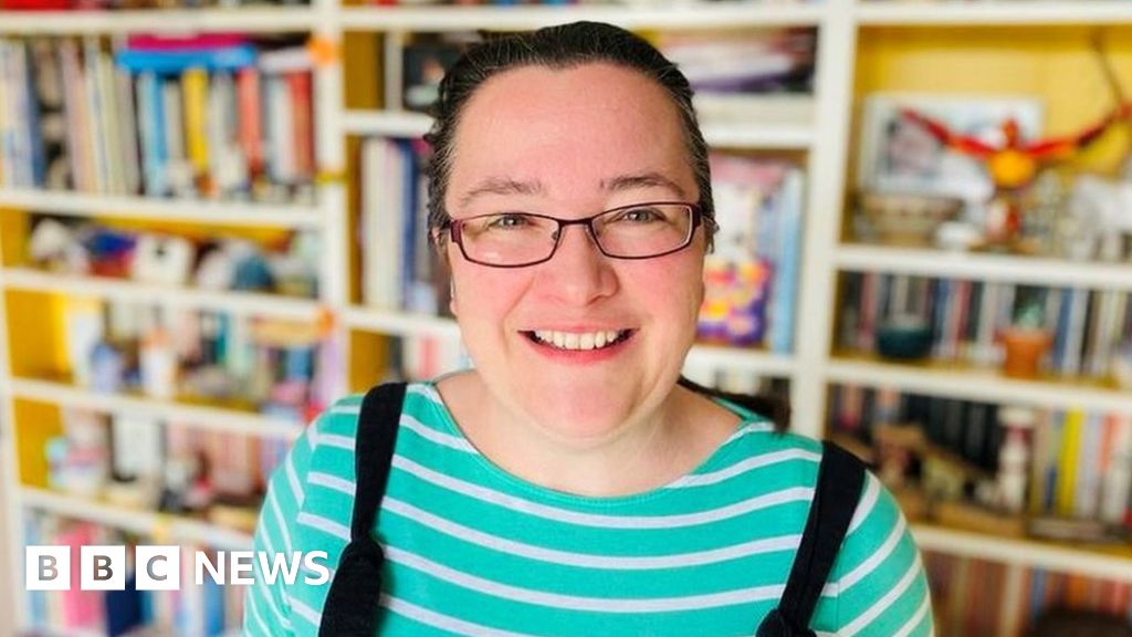 Aberdeen City Council Urged To Stop The Closure Of Six Libraries Bbc News