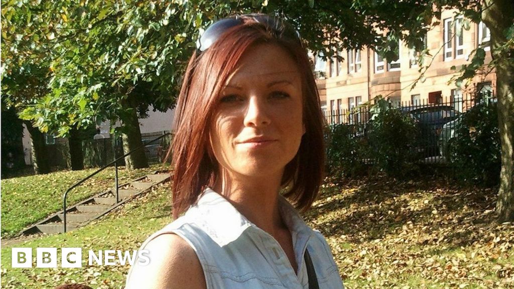 Man accused of stabbing Jennifer Morgan to death - BBC News
