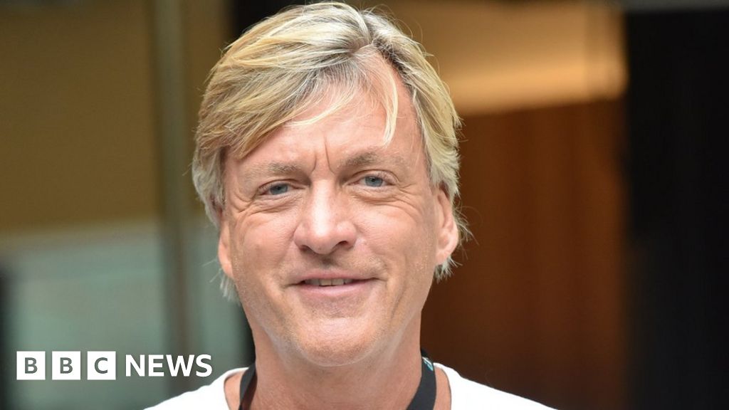 Richard Madeley sorry for domestic violence advice