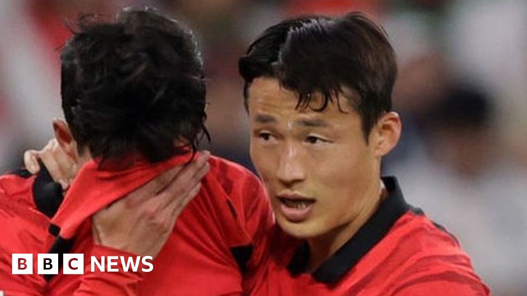 Son Jun-ho: South Korean footballer detained in China in bribery probe