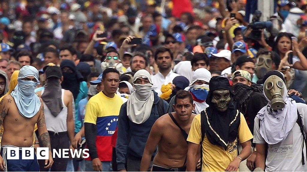Venezuelan Protesters Tear Gassed After Politicians Ban Bbc News