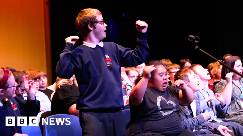 Incfest Disabled Artists Perform At Cheltenham Music Festival Bbc News